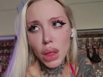 girl
        2badforyou cam image #6166088