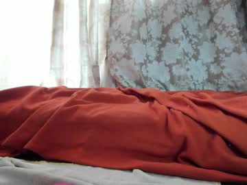 girl
        honey_sunshine cam image #482397