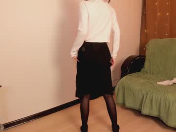 girl
        carolmoores cam image #290651