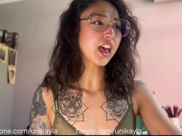 girl
        _octopussy_ cam image #4368160