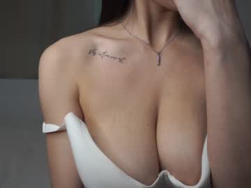 girl
        cassandra_diaz cam image #3835891