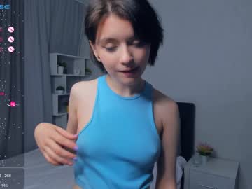 girl
        darellebodge cam image #3418109