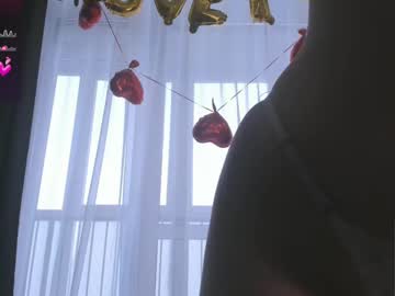 girl
        brightt_star cam image #6270669