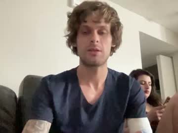 couple
        vegassangel cam image #3418841