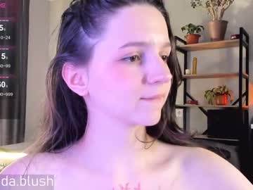 girl
        gentle_soull cam image #4756917