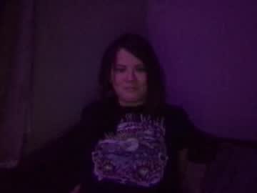 girl
        ghostkitti cam image #5112299