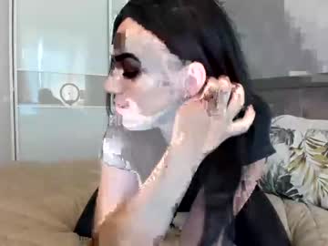 girl
        missnelly cam image #2552330