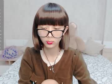 girl
        little_yena cam image #3016453