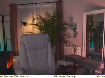 girl
        the_pussy_boulevard cam image #1859181