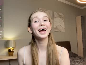 girl
        cute_land cam image #6023836