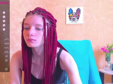 girl
        cristal_moli cam image #841367