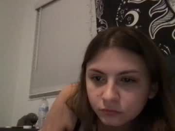 girl
        ashleytayxo cam image #2684456