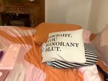 girl
        ohmighty cam image #2204612