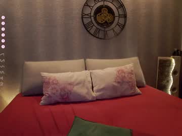 girl
        karrin cam image #3790469