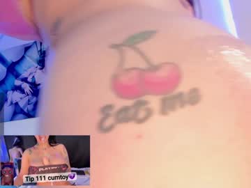girl
        kkole17 cam image #4900985