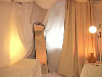 girl
        sunny_maria cam image #5110328