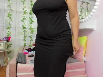 girl
        barbaraagreat cam image #3079384