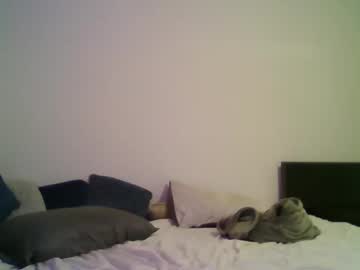 girl
        milliebangs cam image #6706397