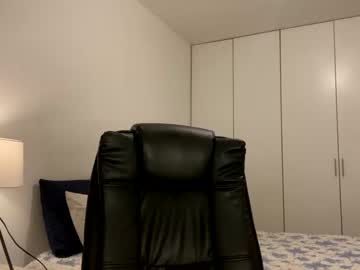 girl
        dronae cam image #2627966