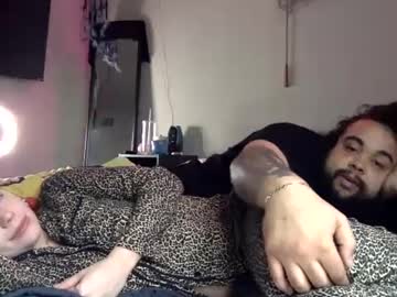 couple
        lightskinbbc97 cam image #6066951