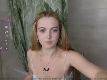 girl
        small_blondee cam image #5199683