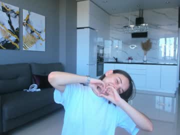 girl
        lindabecka cam image #2478654
