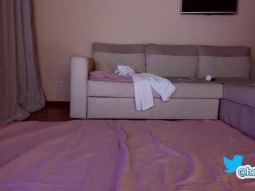 girl
        hollyextra cam image #124125