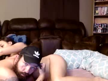 couple
        kinkydevilishcouple cam image #502337