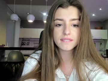 girl
        coy_amina_ cam image #58983