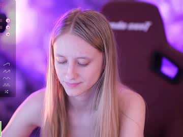 girl
        angeellina cam image #3638069