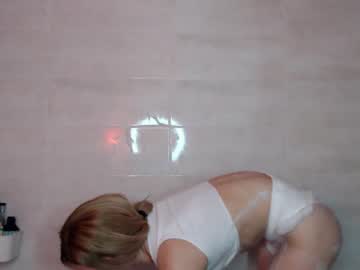 girl
        cutie_kendy cam image #2668740