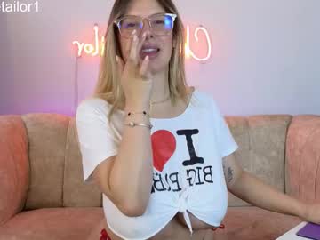 girl
        chloe_tailor_ cam image #6504101