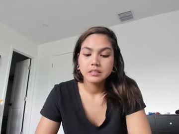 girl
        karebearxx cam image #2409402