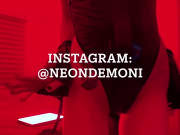 girl
        neondemon_ cam image #5712335