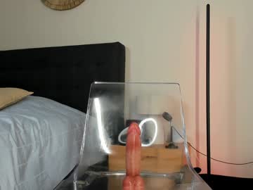 girl
        mazeekiin cam image #6312388