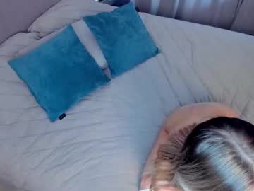girl
        lina_kriss cam image #4737831
