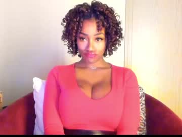 girl
        napudi1 cam image #402201