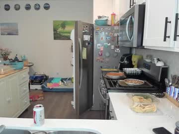 girl
        avapheonix cam image #294172