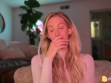girl
        oh_ok_cassidy cam image #6178063