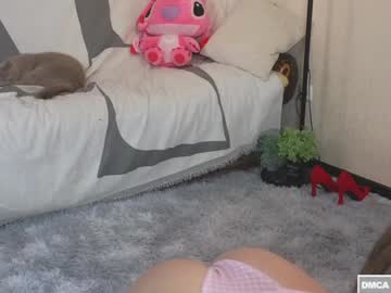 girl
        molly__meow cam image #6011496