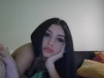 girl
        madisonstorm cam image #3290679