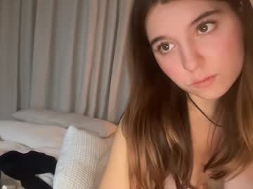 girl
        stasiaa1 cam image #5461544