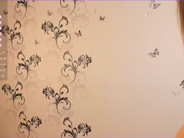 girl
        mila_milka_ cam image #2410440