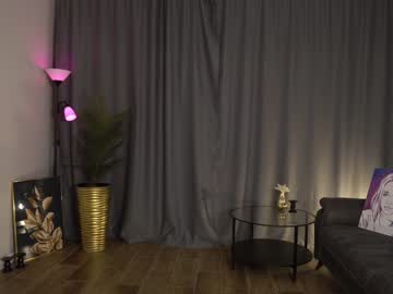 girl
        cherry_beauty cam image #3216671
