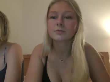 girl
        miaaastone cam image #5955882