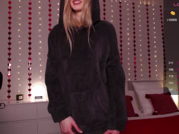 girl
        vonnalein cam image #3425771