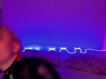 girl
        tinna_parkers cam image #5233329