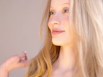 girl
        cute_shine cam image #5607247