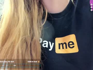 girl
        laurenphillips cam image #5639007