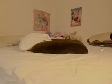 girl
        alone_together_ cam image #6778190
